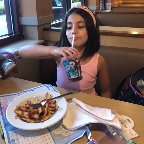 Meet your Posher, Richard - Picture 2 of 7